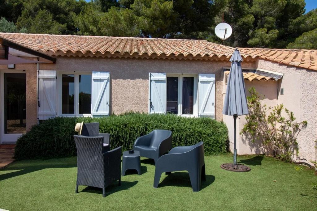 La Grande Auguiere, Familiale Et Spacieuse Au Coeur Du Vignoble Et A 300m De La Villa *